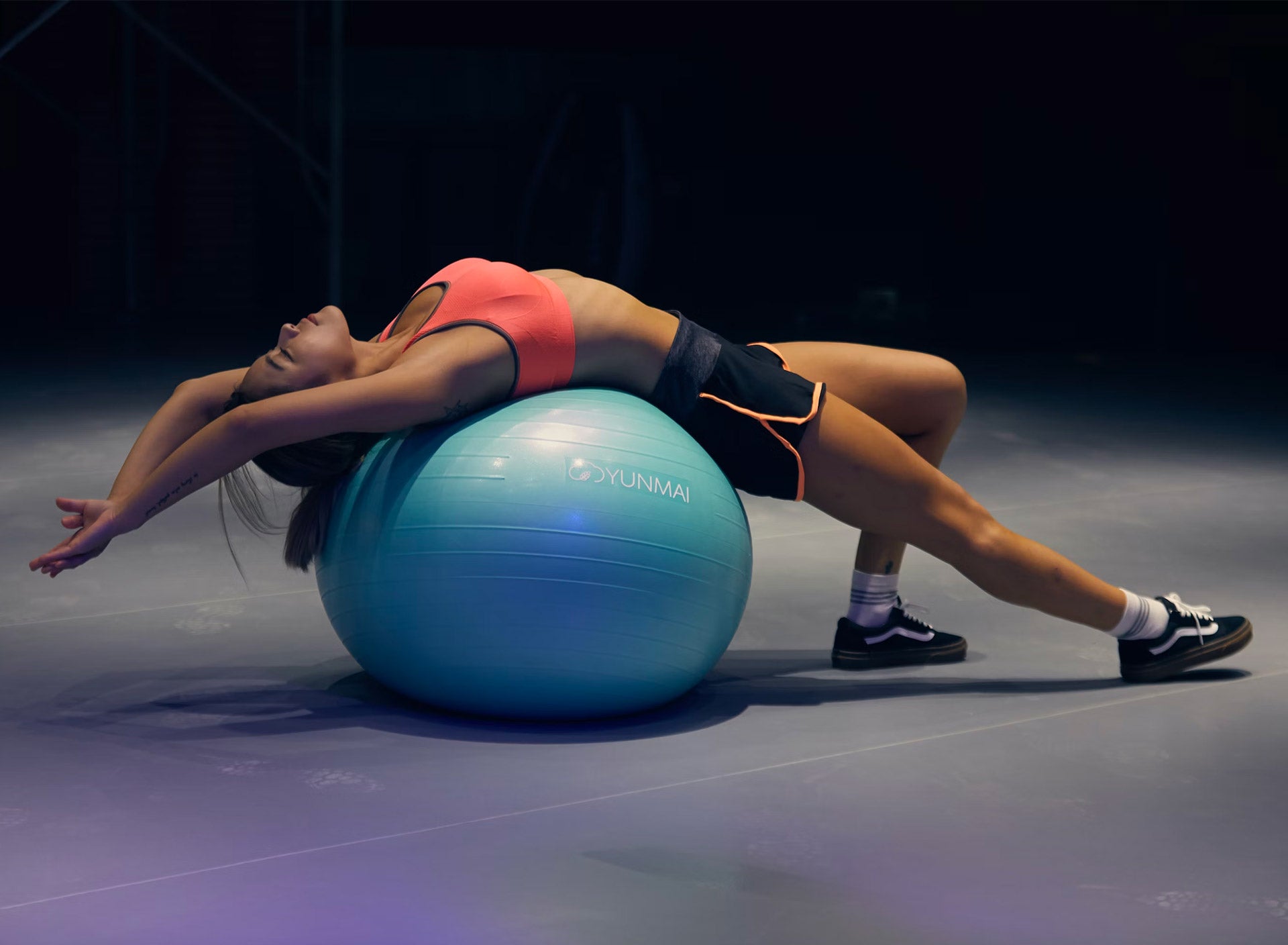 EXERCISE BALLS – Tropical Workout